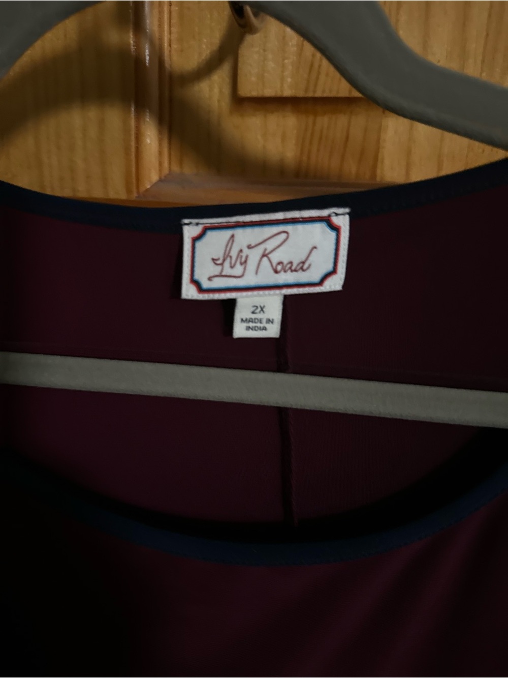 Women's Burgundy Dress - Elegant Neckline (2X)